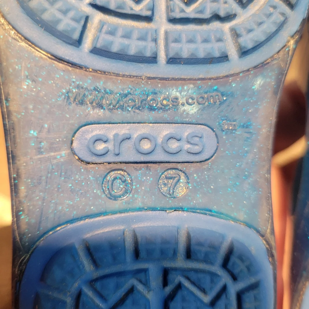 Crocs NWOT Snow White Isabella‎ Sandal W Dust Bag Size 7 Toddler
